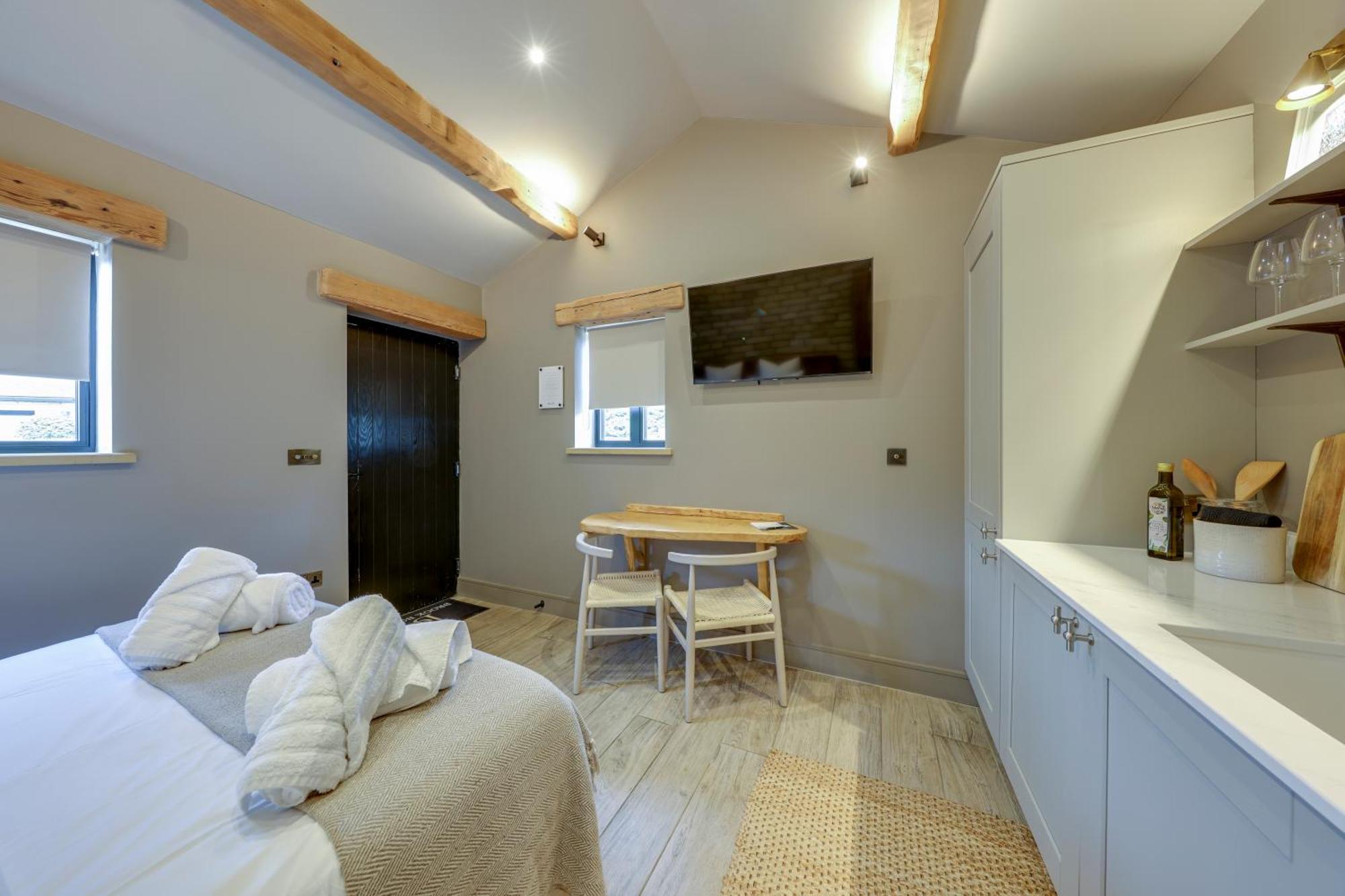 Apartments For Two In Brand New Luxury Rural Farmhouse Escape Ramsbottom Exteriör bild